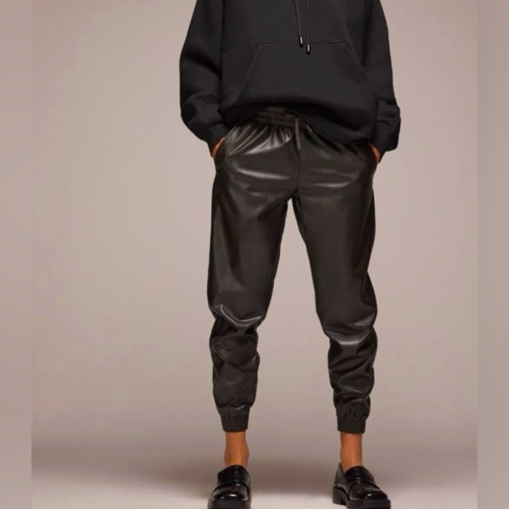 Zara pants/joggers
